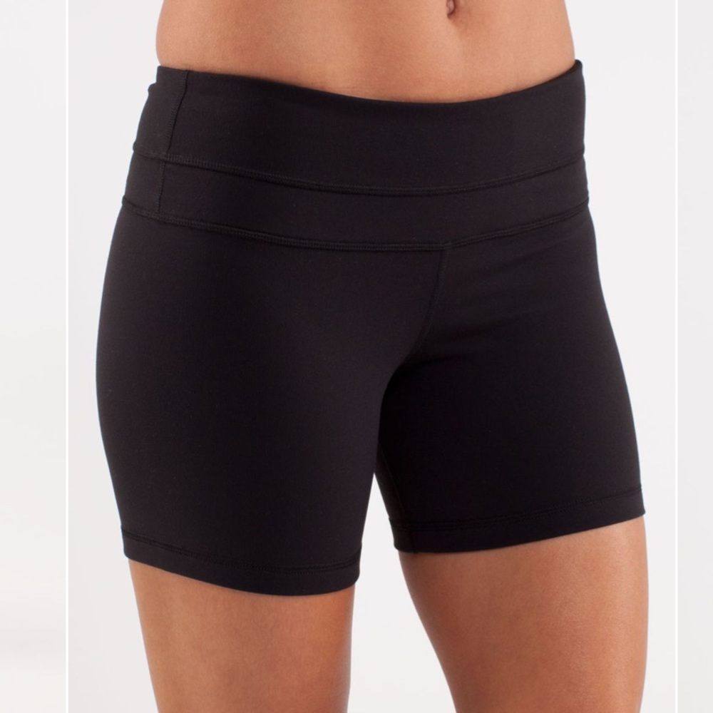 Lululemon Groove Short